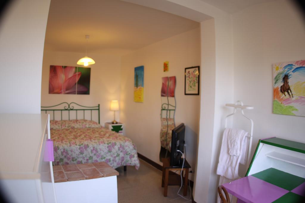 Casa Di Osio Bed and Breakfast Siena Rum bild